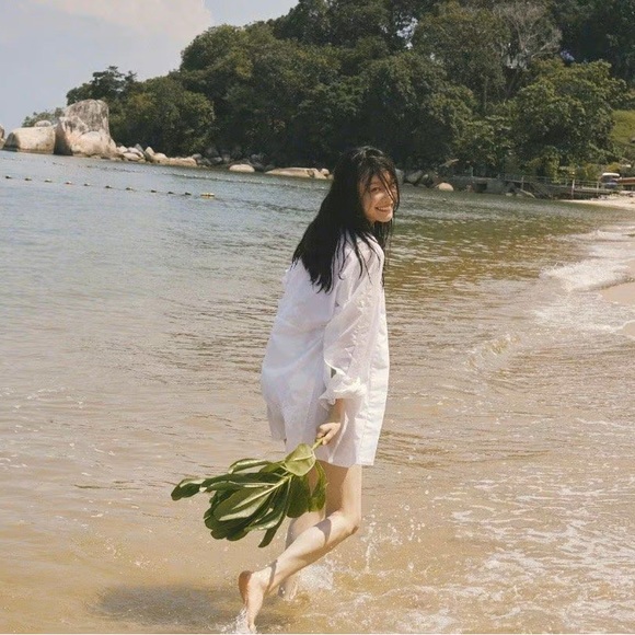 Meet your Posher, Jeannie - Picture 1 of 1